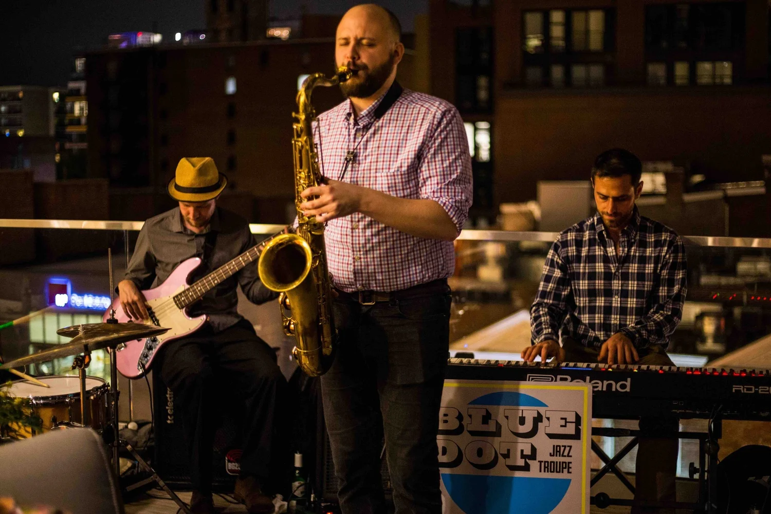 Corporate cocktail hour with jazz ensemble